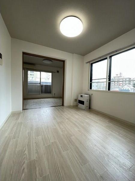 札幌市中央区南四条西１５丁目のマンション