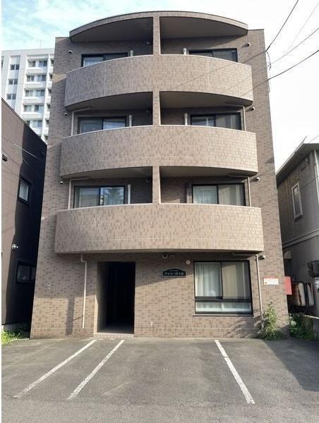 札幌市中央区南四条西15丁目のマンション