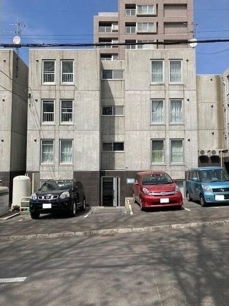 札幌市白石区南郷通1丁目南のマンション