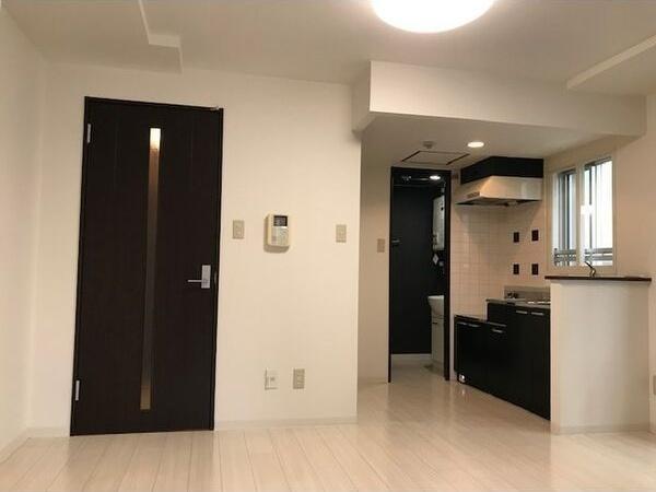 札幌市白石区南郷通１丁目南のマンション