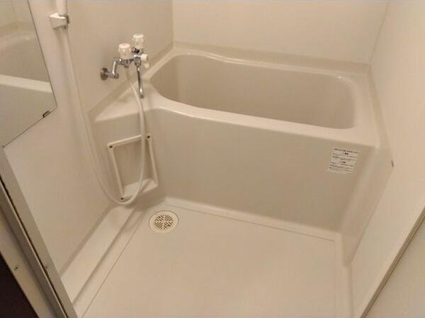 札幌市白石区南郷通１丁目南のマンション