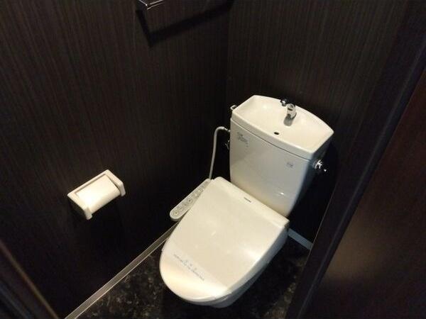 札幌市白石区南郷通１丁目南のマンション