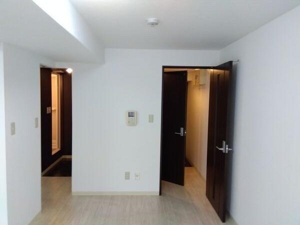 札幌市白石区南郷通１丁目南のマンション