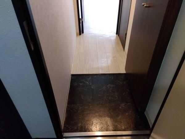 札幌市白石区南郷通１丁目南のマンション