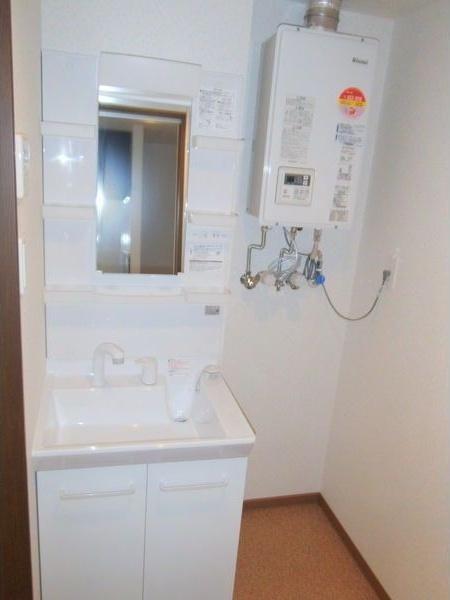 札幌市白石区本通１３丁目南のマンション