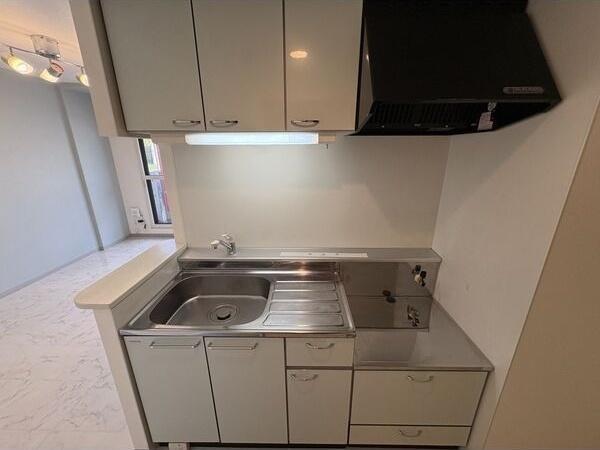 札幌市白石区南郷通５丁目南のマンション