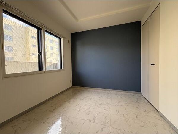 札幌市白石区南郷通５丁目南のマンション