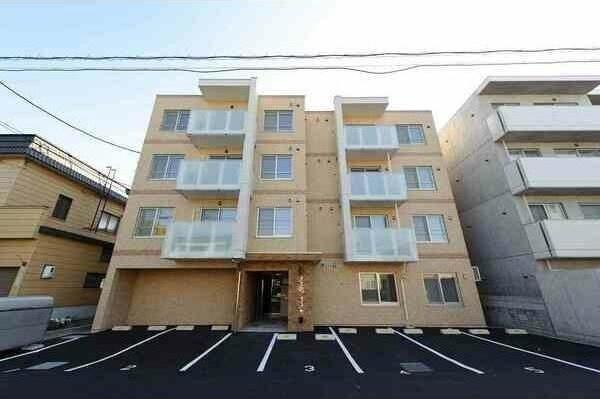 札幌市東区北二十四条東１８丁目のマンション