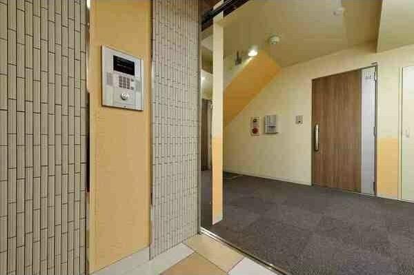 札幌市東区北二十四条東１８丁目のマンション