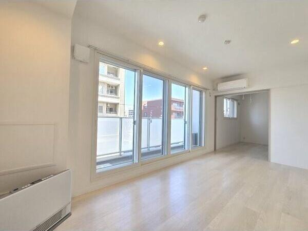 札幌市中央区南十二条西１３丁目のマンション