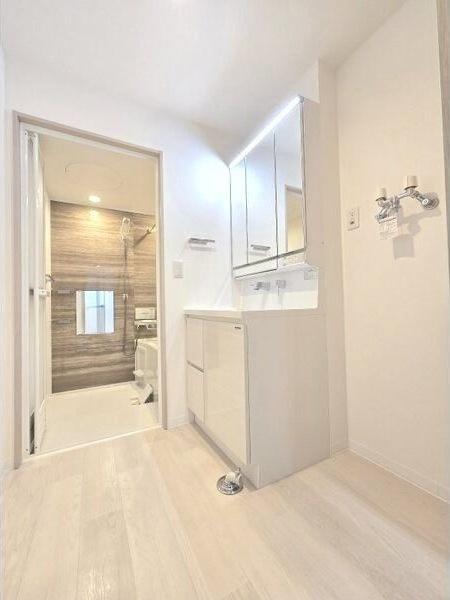 札幌市中央区南十二条西１３丁目のマンション