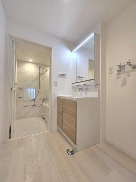 札幌市中央区南十二条西１３丁目のマンション