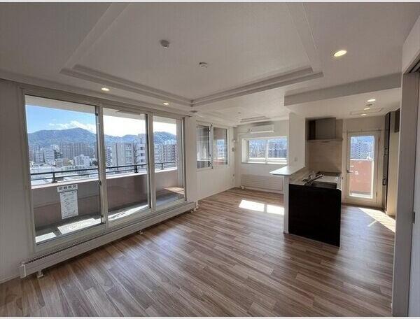 札幌市中央区北四条西２０丁目のマンション