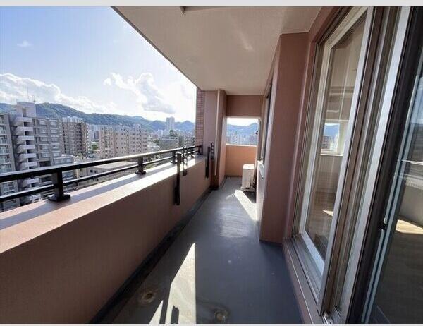 札幌市中央区北四条西２０丁目のマンション