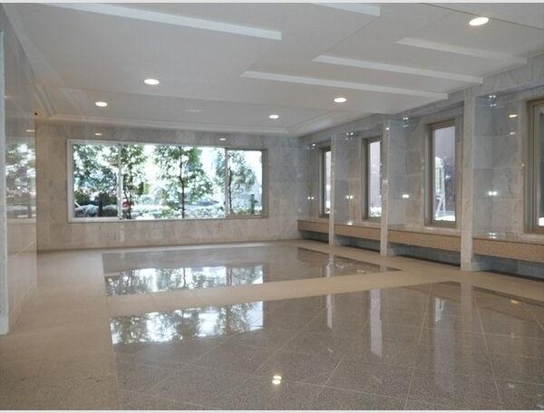 札幌市中央区北四条西２０丁目のマンション