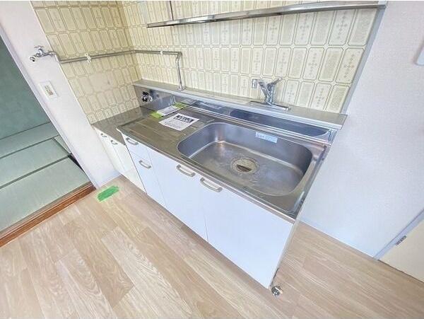 札幌市白石区南郷通１４丁目南のマンション