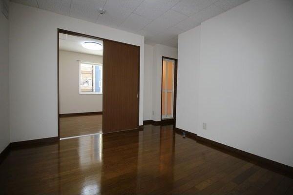 札幌市白石区栄通１５丁目のアパート