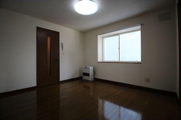 札幌市白石区栄通１５丁目のアパート