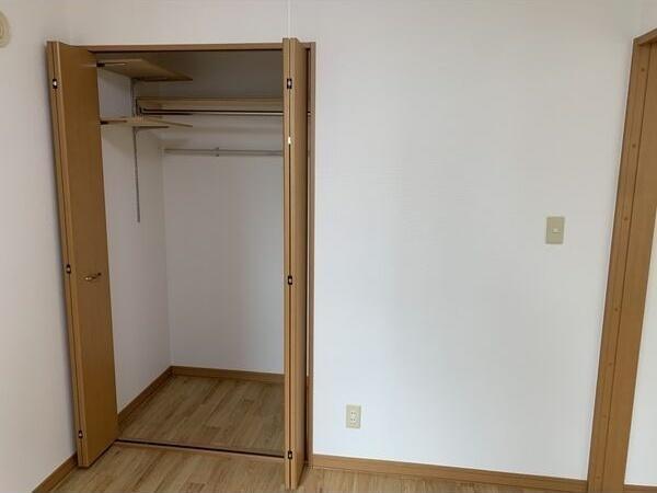 札幌市東区北十八条東１３丁目のアパート