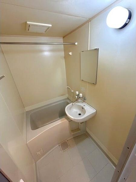 札幌市中央区南十五条西８丁目のアパート