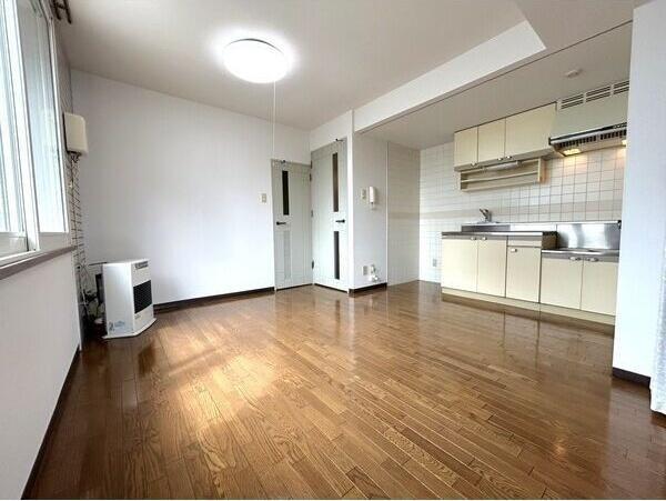 札幌市中央区南十五条西８丁目のアパート