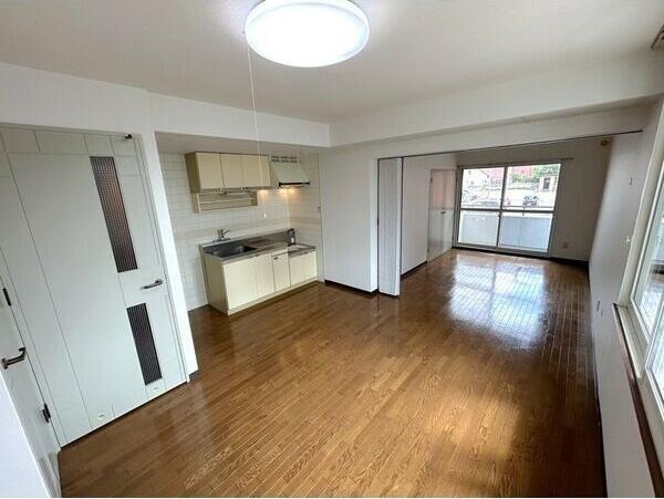 札幌市中央区南十五条西８丁目のアパート