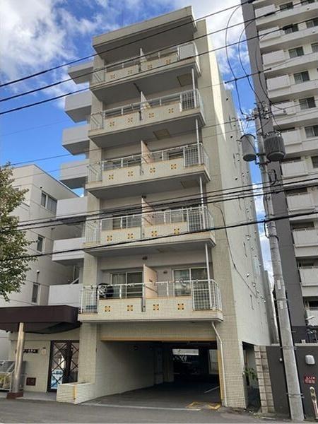 札幌市中央区北六条西25丁目のアパート