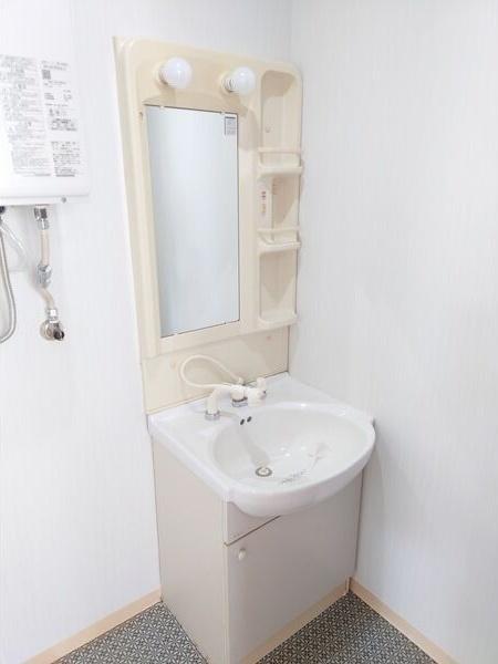 札幌市中央区北七条西２２丁目のアパート