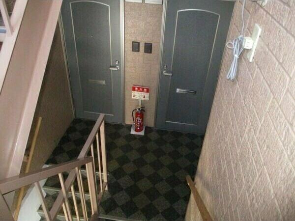 札幌市豊平区中の島二条８丁目のアパート