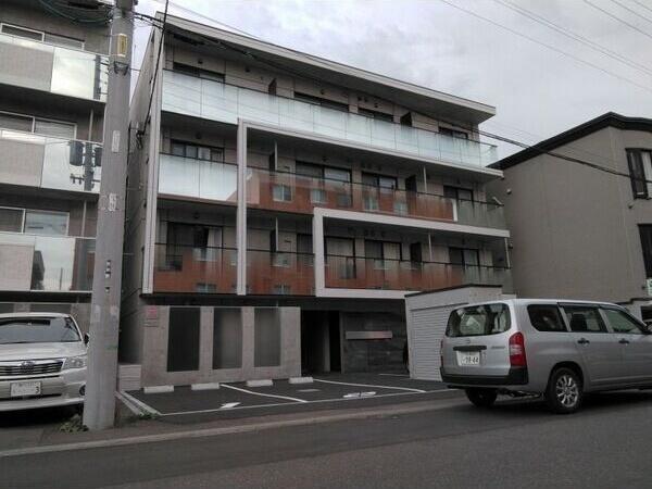 札幌市白石区平和通1丁目北のマンション
