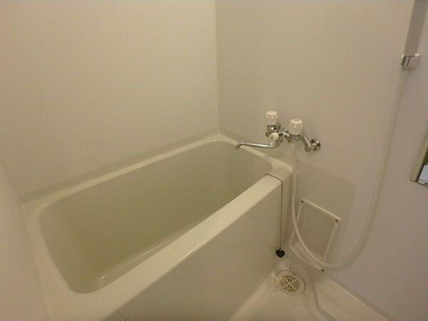 札幌市中央区南七条西２０丁目のマンション