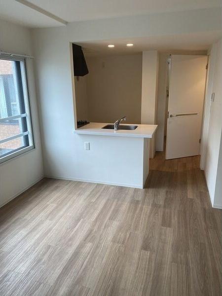 札幌市白石区本郷通１０丁目北のマンション