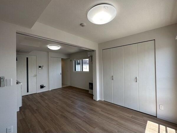 札幌市白石区平和通５丁目北のマンション