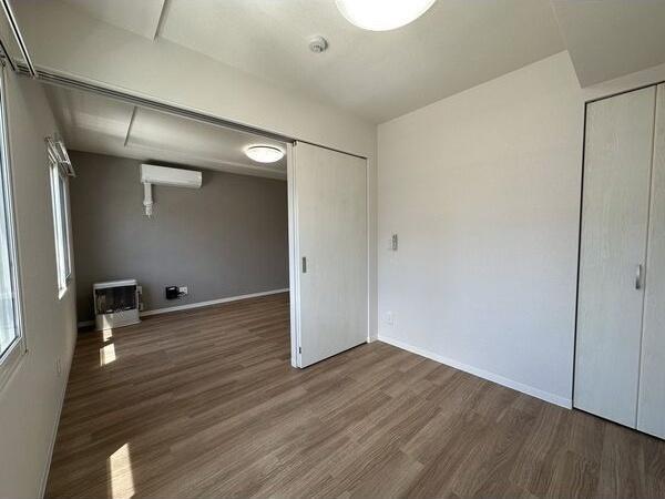 札幌市白石区平和通５丁目北のマンション