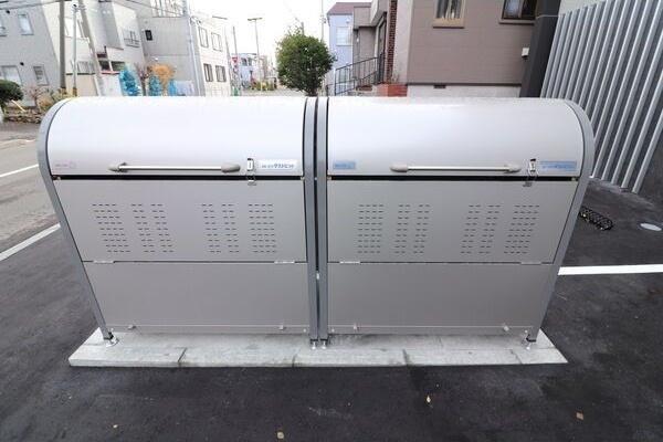 札幌市西区八軒二条東２丁目のマンション