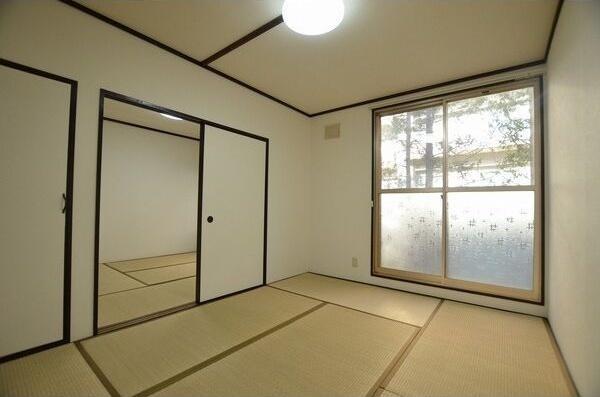 札幌市西区琴似四条５丁目のアパート