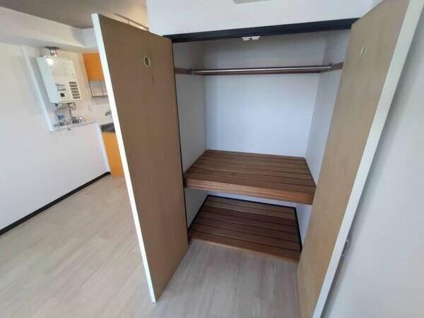 札幌市白石区南郷通１１丁目南のマンション