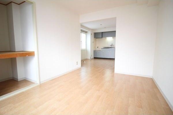 札幌市豊平区平岸五条１１丁目のマンション