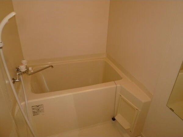 札幌市中央区南五条東５丁目のアパート