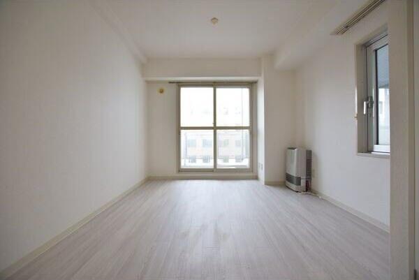 札幌市中央区大通西１５丁目のマンション