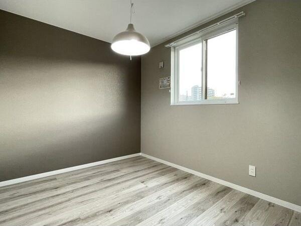 札幌市手稲区星置二条４丁目のテラスハウス