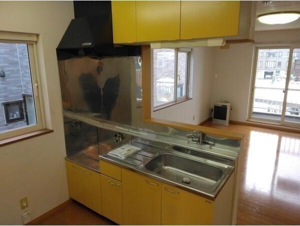 札幌市白石区菊水上町一条１丁目のアパート