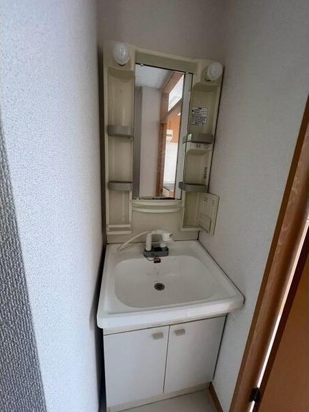 札幌市白石区本通１６丁目南のアパート