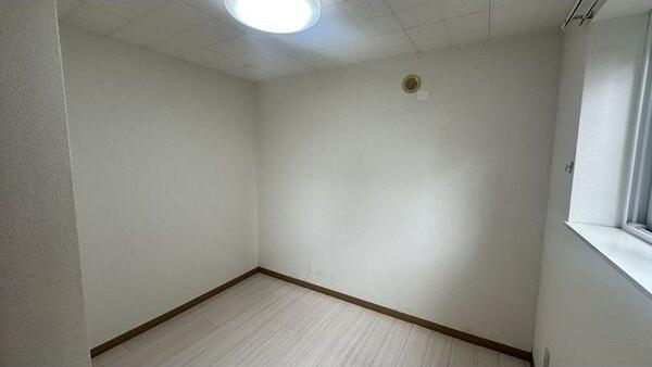 札幌市白石区本通１６丁目南のアパート