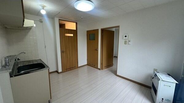 札幌市白石区本通１６丁目南のアパート