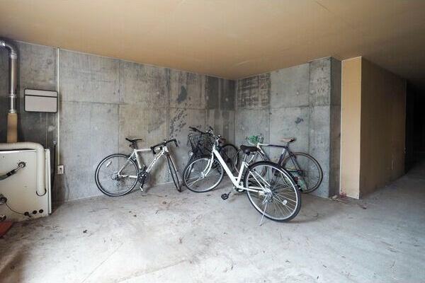 札幌市白石区本通１７丁目北のアパート