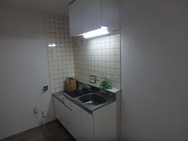 札幌市白石区栄通１７丁目のアパート