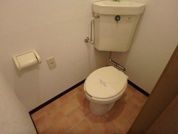 札幌市白石区栄通１７丁目のアパート