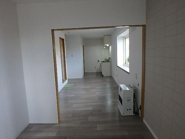 札幌市白石区栄通１７丁目のアパート