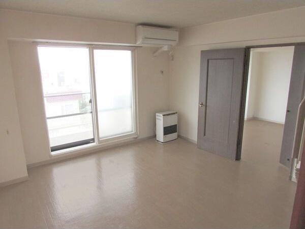 札幌市白石区北郷一条１０丁目のマンション